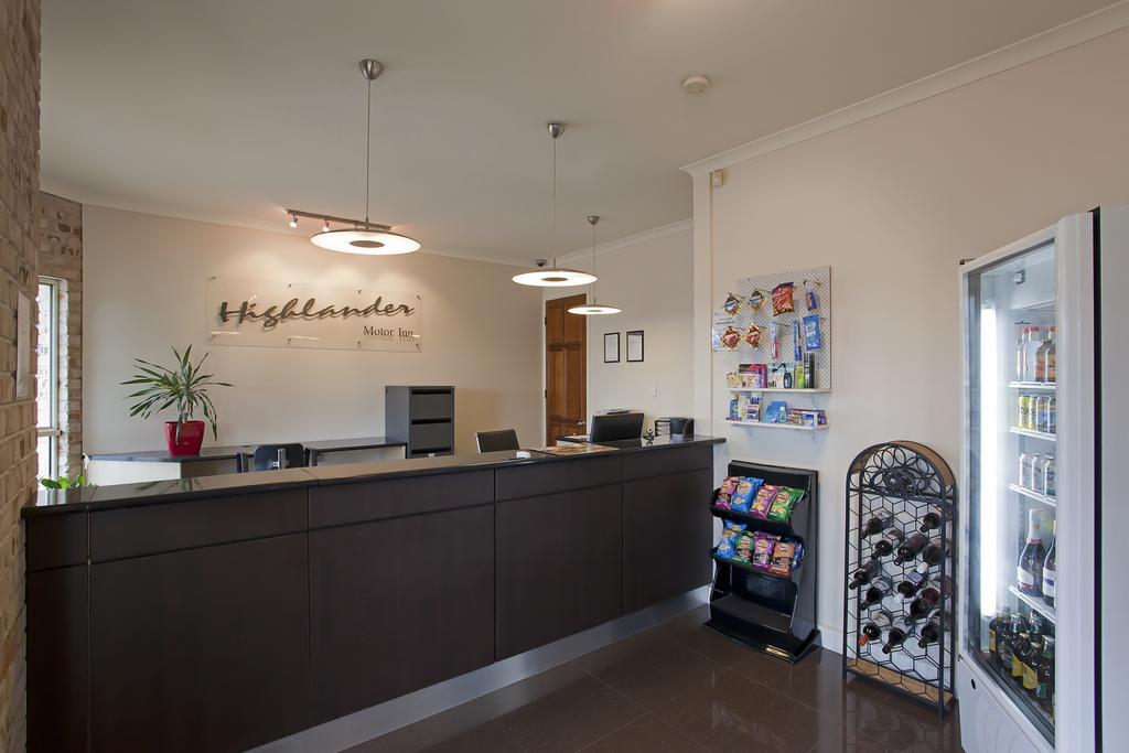 Highlander Motor Inn Тувумба Екстер'єр фото